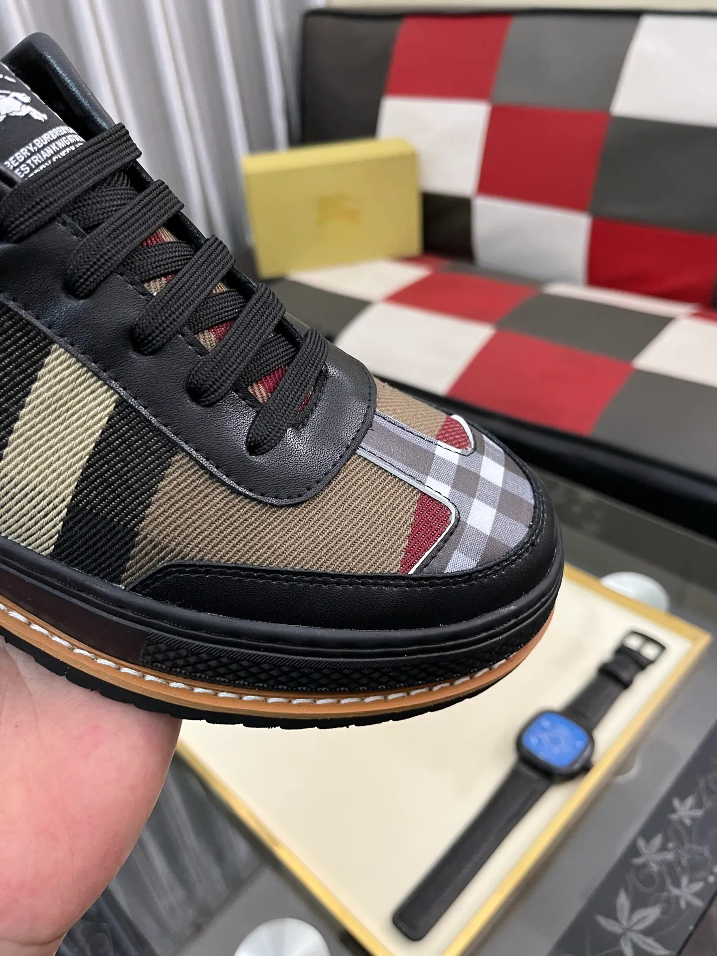 Men's shoes 💰420⌚️⌚️BURBERRY "Burberry" Regular size: 38-44 (casual shoes) Product materials: Selected cowhide upper, soft sheepskin lining; original outsole. 2️⃣colors available